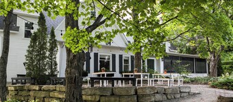 The Griffin Inn Cottages - E.L. Ryerson