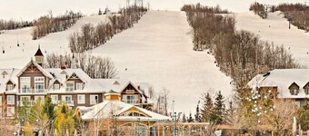 Loft with a View of Blue