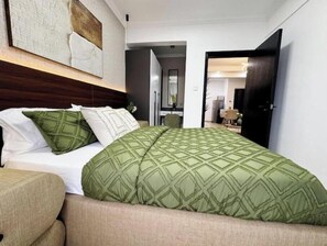 1 bedroom, WiFi - 1 bed apt at westlands-Sarit (Westlands)