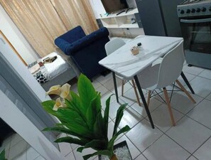 Dining - Ngong road Studio c (Racecourse gardens)