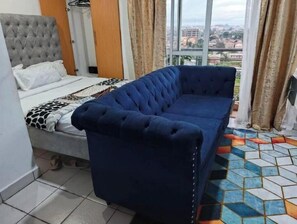 1 室のベッドルーム、WiFi