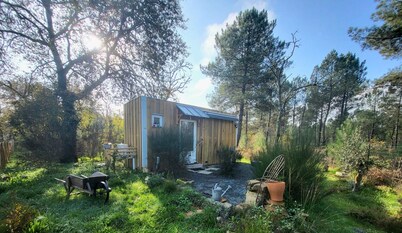 Holiday Home 'La Tiny' with Private Terrace, Wi-Fi and Air Conditioning
