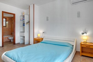 2 Schlafzimmer, Bügeleisen/Bügelbrett, Bettwäsche