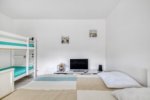 Bügeleisen/Bügelbrett, kostenloses WLAN