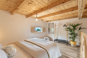 1 makuuhuone, silitysrauta/-lauta, ilmainen Wi-Fi, vuodevaatteet