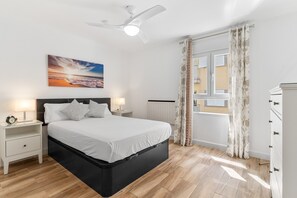 2 soverom, strykejern/-brett, wi-fi (inkludert) og sengetøy