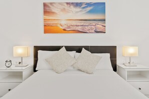 2 chambres, fer et planche à repasser, Wi-Fi gratuit, draps fournis
