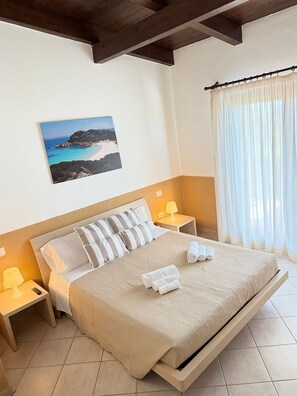 3 bedrooms, free WiFi, bed sheets