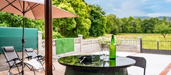 Holiday Home 'Carmina' with Mountain View, Private Terrace and Wi-Fi