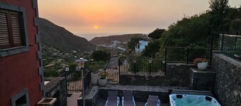 Vacation Villa 'Mogaren Naturaleza Y Relax' with Mountain View, Wi-Fi and Air Conditioning