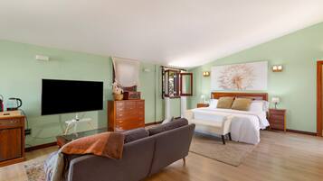 5 slaapkamers, een strijkplank/strijkijzer, gratis wifi, beddengoed