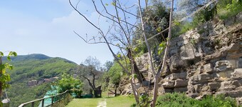 Guest House 'Fattorialmare Rossa' with Sea View, Shared Terrace and Wi-Fi