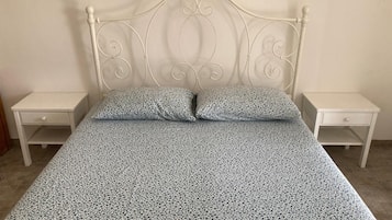 1 Schlafzimmer, kostenloses WLAN, BettwÀsche, Rollstuhlgeeignet