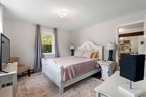 3 Schlafzimmer, Bügeleisen/Bügelbrett, WLAN, Bettwäsche