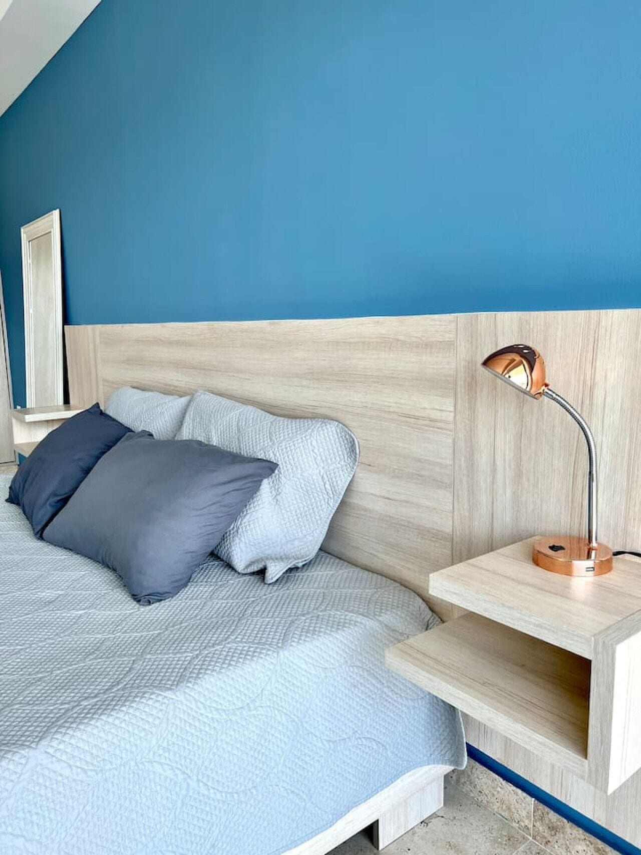 1 chambre, bureau, fer et planche à repasser, Wi-Fi