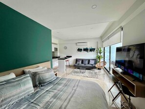 1 bedroom, desk, iron/ironing board, WiFi