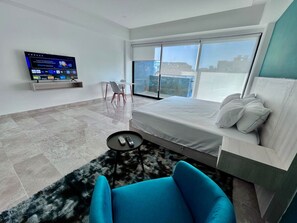 1 chambre, bureau, fer et planche à repasser, Wi-Fi