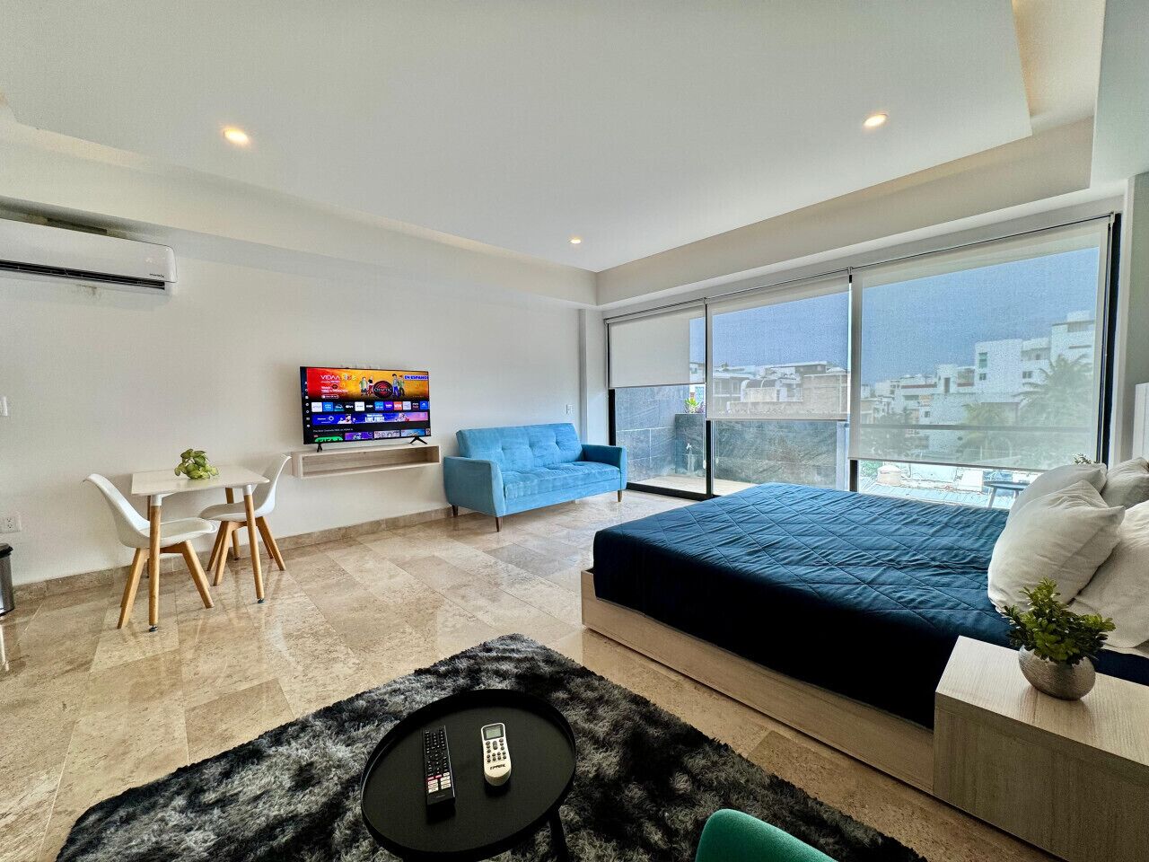 Schreibtisch, Bügeleisen/Bügelbrett, WLAN, Bettwäsche