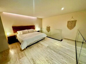 1 chambre, bureau, fer et planche à repasser, Wi-Fi