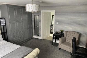 1 bedroom, iron/ironing board, WiFi, bed sheets