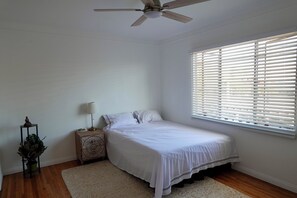 1 bedroom, iron/ironing board, WiFi