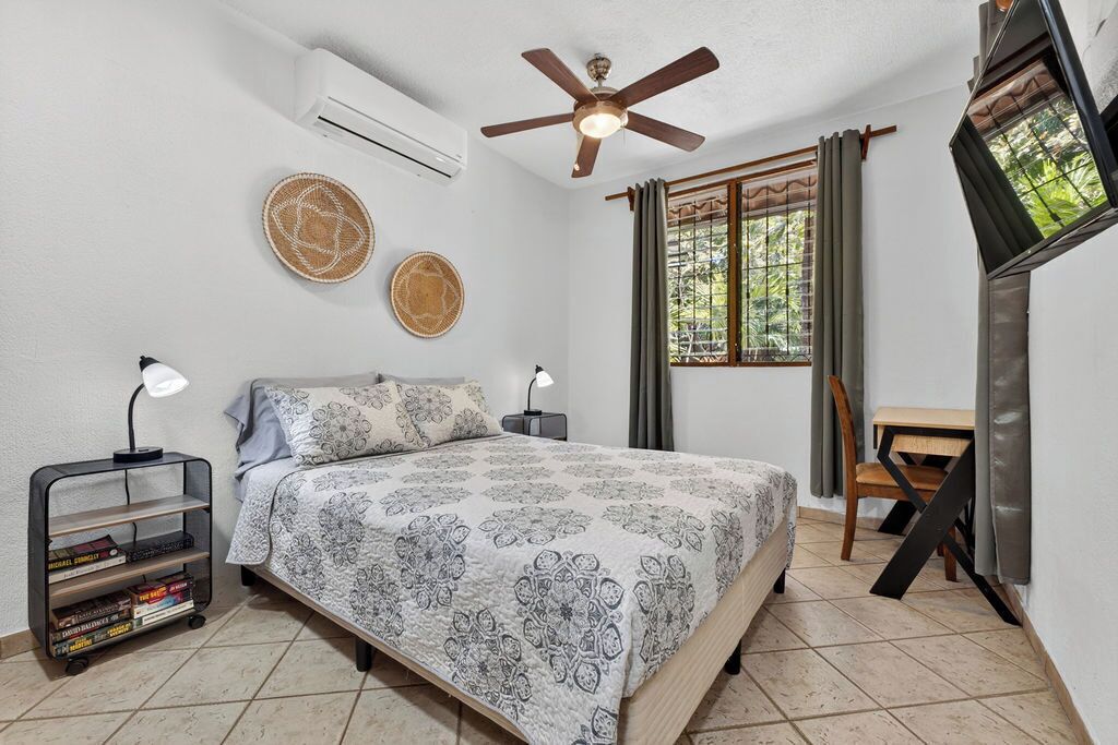 1 habitación, escritorio, wifi gratis y ropa de cama 