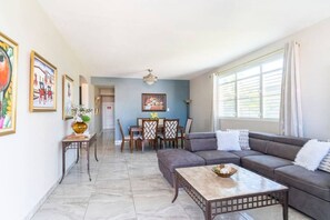 Villa - Beachside Near Airport Near Golf Course (Aguadilla)