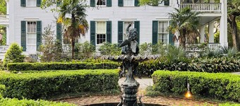 Charming 2-bedroom cottage on the bayou Teche in Jeanerette with AC, WiFi