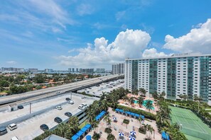 Exterior - The Elevated Above STR-02687 (Sunny Isles Beach)