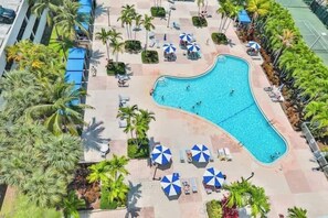 Piscine extérieure, piscine chauffée