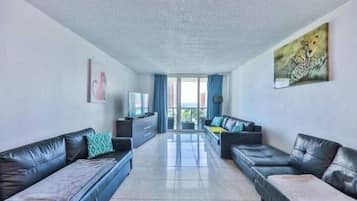 Smart-tv en een kantoor