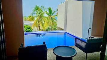 Appart'hôtel Luxe, vue partielle sur la mer | Terrasse/Patio