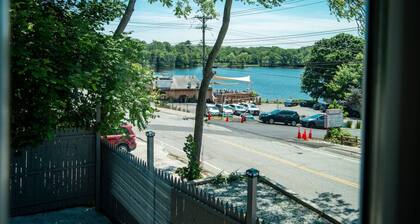 Lakeview Getaway with Hot Tub