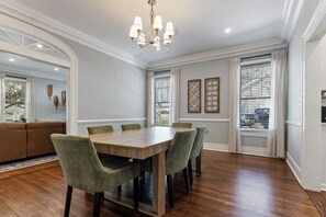 Dining - Historic Cloverdale Gem in the Heart of Montgomery (Montgomery)