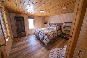 3 bedrooms, free WiFi, bed sheets