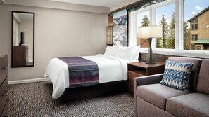 2 soveværelser, skrivebord, strygejern/strygebræt, weekendseng