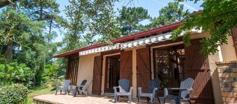 Hossegor. Villa LA GRIMPETTE between lake and ocean. Free Wifi.