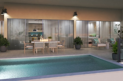 Sapphire Sands by Bay Gardens Resorts