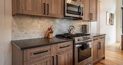 120 Cedar Drive | Slopeside 4BR Townhome with Mountain Views & Hot Tub