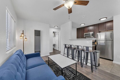 Convenient & Serene Stay |  Near Parks