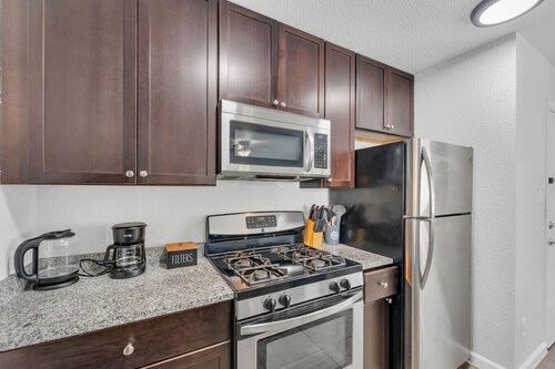 Convenient & Serene Stay |  Near Parks