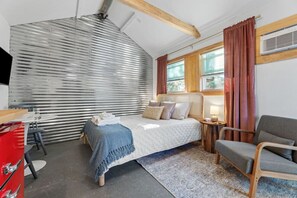 WiFi, bed sheets - Galveston Guest House (Galveston)