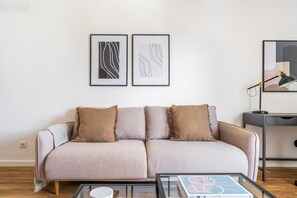 Télévision, chaîne hi-fi