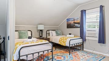 2 habitaciones, escritorio, tabla de planchar con plancha y wifi gratis