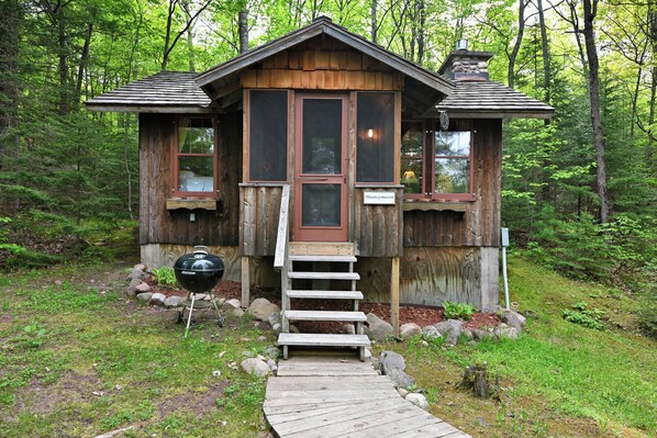 Exterior - Tri-Lakes Hideaway on Lake Wilipyro (Drummond)