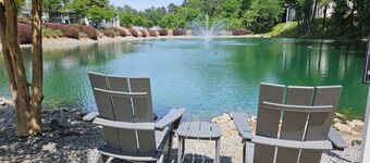 Your Place at the Battery. Walking distance to Truist Park, the Battery and Roxy