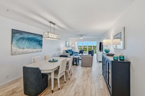 Interior - Boca Grande North 30 - Bayfront - 1st Floor - Sleeps 6 (Placida)