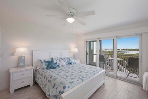 2 bedrooms, iron/ironing board, Internet, bed sheets