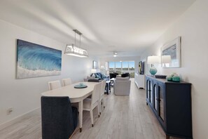 Interior - Boca Grande North 30 - Bayfront - 1st Floor - Sleeps 6 (Placida)