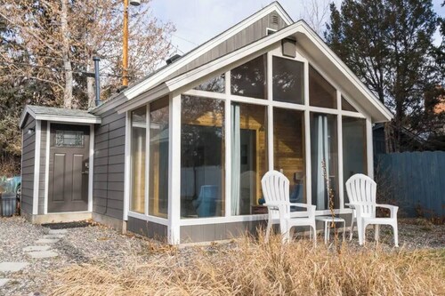 Parkhill Bungalow • Pioneer Park